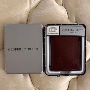 Geoffrey Beene Men's Brown/Burgundy Trifold Leather Card Holder